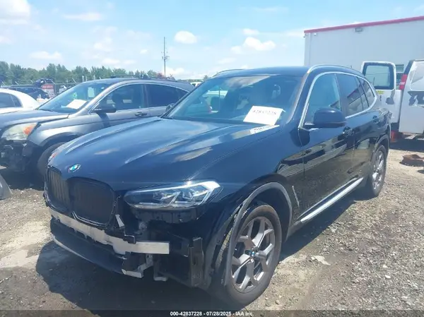 5UX53DP06N9J81603 2022 BMW X3 - Image 2