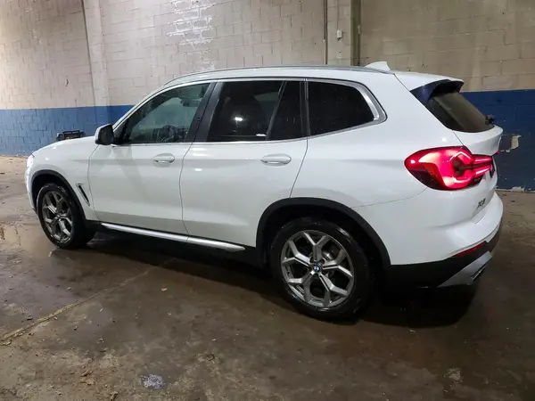 5UX53DP06N9K11800 2022 BMW X3 - Image 2