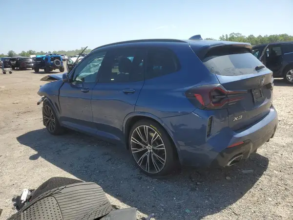 5UX53DP06N9K59717 2022 BMW X3 - Image 2