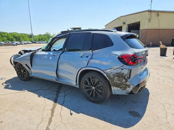 5UX53DP06N9K72256 2022 BMW X3 - Image 2