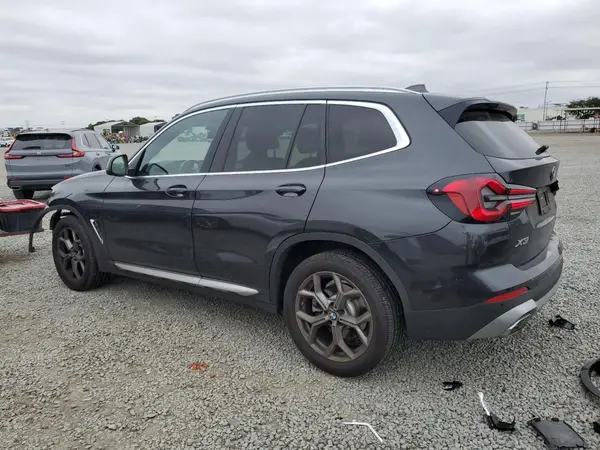 5UX53DP06N9K76422 2022 BMW X3 - Image 2