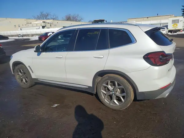 5UX53DP06N9K76646 2022 BMW X3 - Image 2