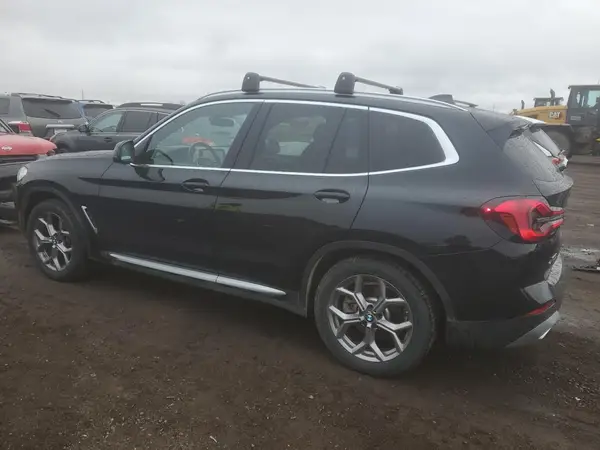 5UX53DP06N9L69411 2022 BMW X3 - Image 2