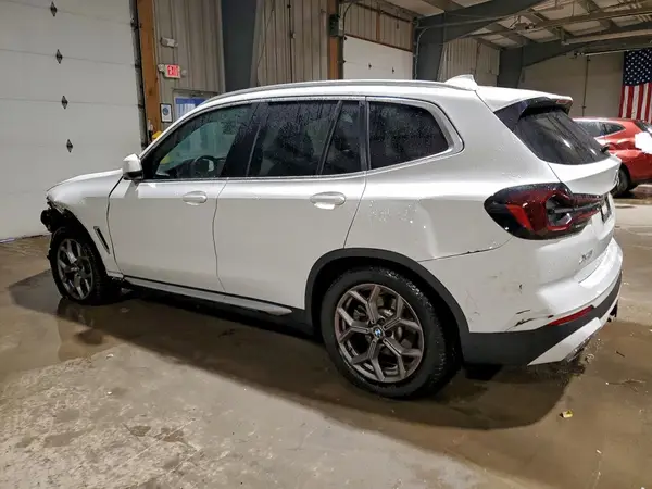 5UX53DP06N9M62509 2022 BMW X3 - Image 2