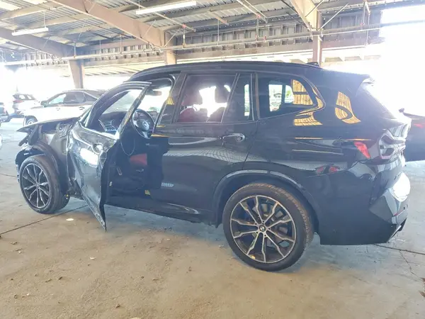 5UX53DP06N9M66365 2022 BMW X3 - Image 2