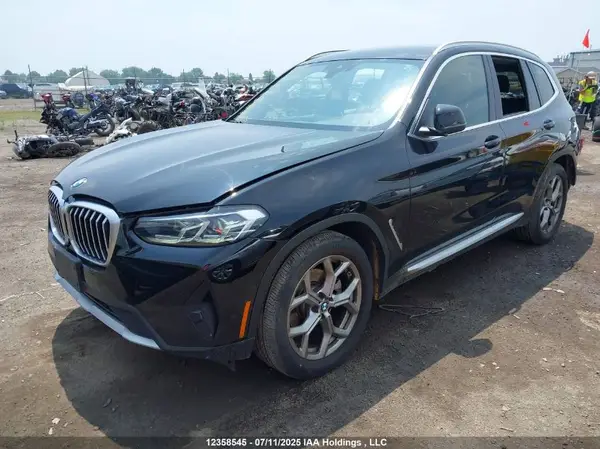 5UX53DP06N9M80704 2022 BMW X3 - Image 2