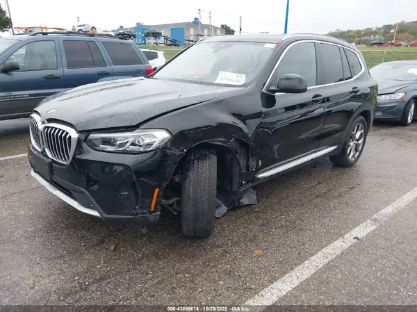 5UX53DP06N9M87362 2022 BMW X3 - Image 2