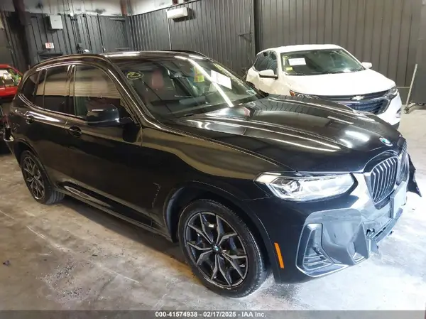 5UX53DP06N9N05553 2022 BMW X3 - Image 1