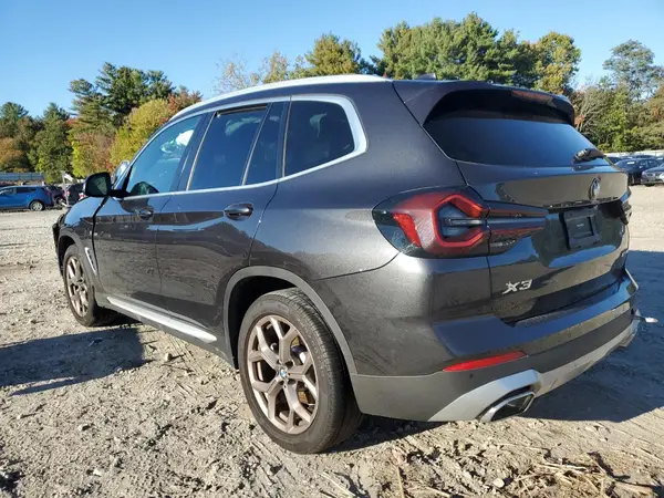 5UX53DP06N9N28721 2022 BMW X3 - Image 2