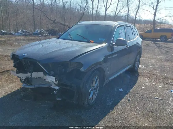 5UX53DP06P9R31164 2023 BMW X3 - Image 2