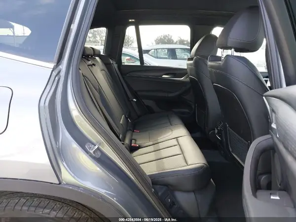 5UX53DP06P9R51057 2023 BMW X3 - Image 8