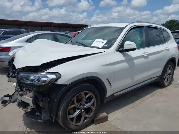 5UX53DP06P9R82311 2023 BMW X3 - Image 2