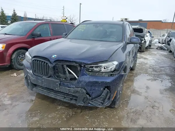5UX53DP06P9S18989 2023 BMW X3 - Image 2