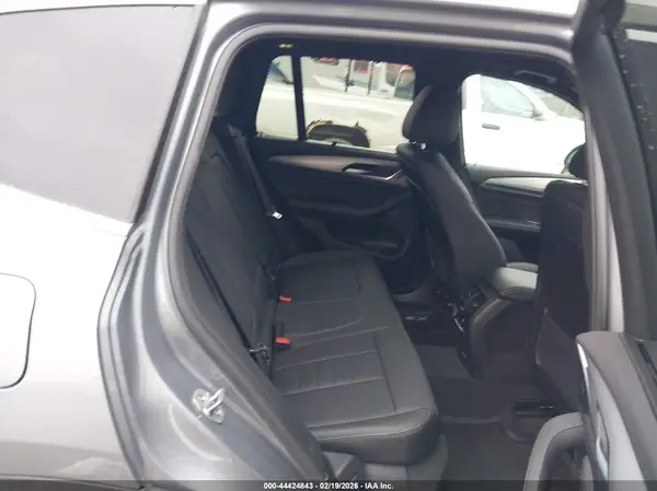 5UX53DP06P9S75421 2023 BMW X3 - Image 8