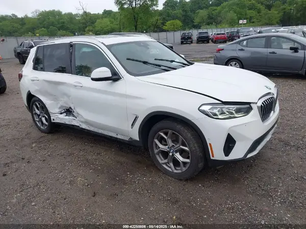 5UX53DP06P9S88542 2023 BMW X3 - Image 1