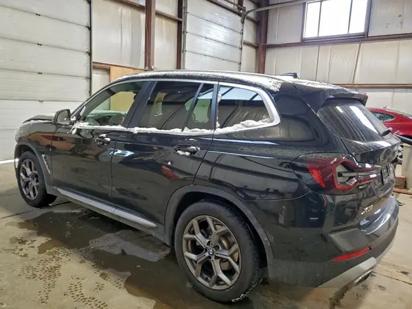 5UX53DP06P9T07364 2023 BMW X3 - Image 2