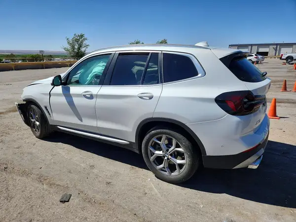 5UX53DP06R9T86571 2024 BMW X3 - Image 2