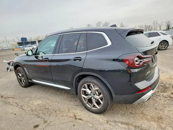 5UX53DP07N9J49758 2022 BMW X3 - Image 2