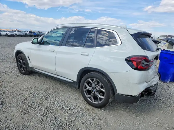 5UX53DP07N9J49971 2022 BMW X3 - Image 2