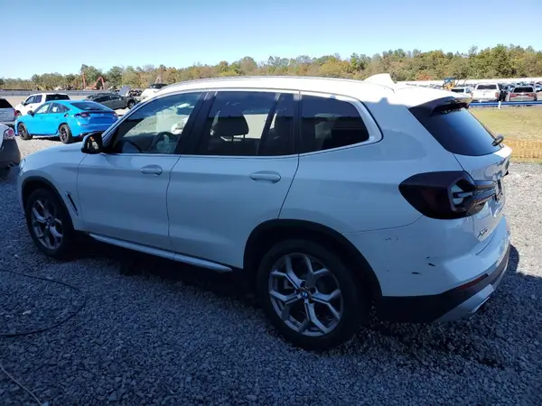 5UX53DP07N9J57911 2022 BMW X3 - Image 2