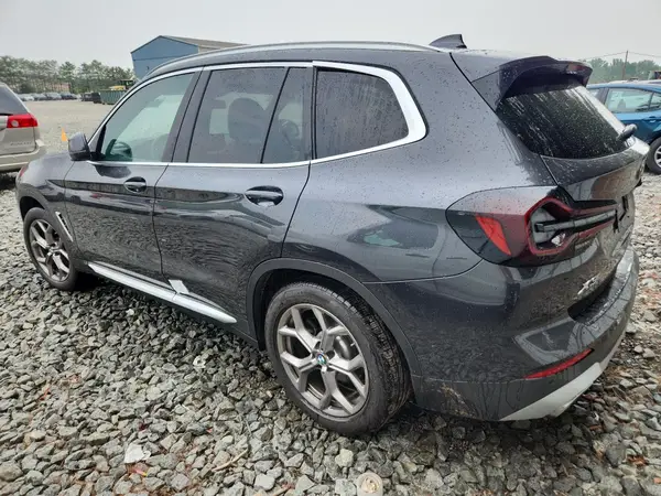 5UX53DP07N9J69556 2022 BMW X3 - Image 2