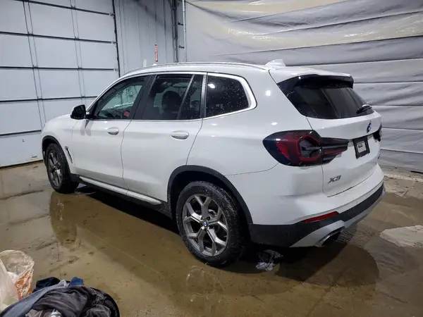 5UX53DP07N9K02555 2022 BMW X3 - Image 2