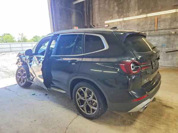 5UX53DP07N9M15568 2022 BMW X3 - Image 2