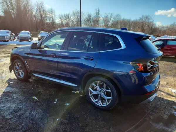 5UX53DP07N9M98757 2022 BMW X3 - Image 2