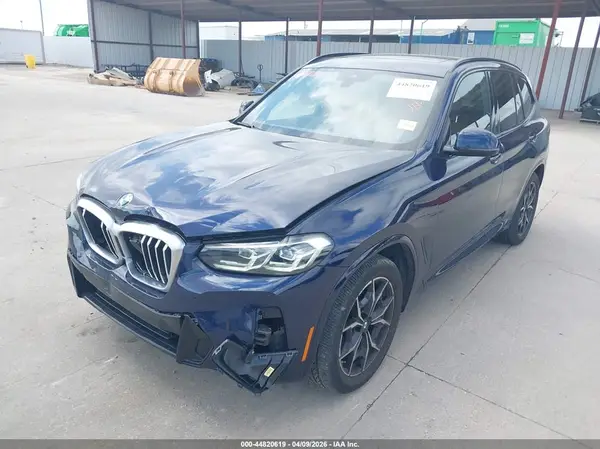 5UX53DP07N9N10776 2022 BMW X3 - Image 2