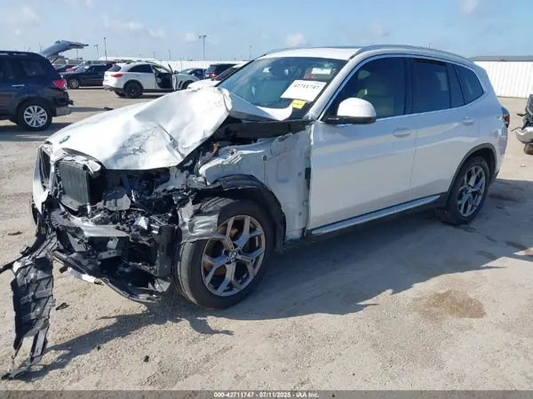 5UX53DP07N9N28405 2022 BMW X3 - Image 2