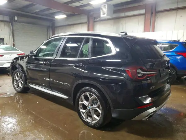 5UX53DP07P9N54697 2023 BMW X3 - Image 2