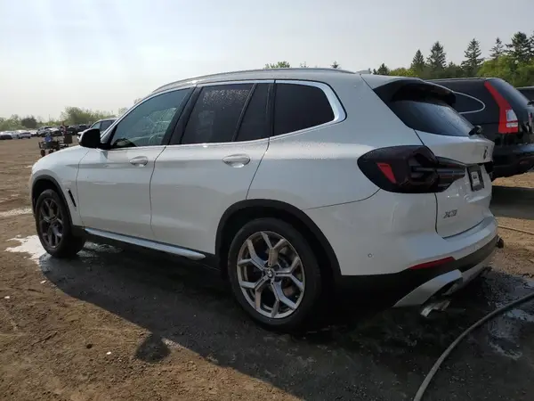 5UX53DP07P9P24105 2023 BMW X3 - Image 2
