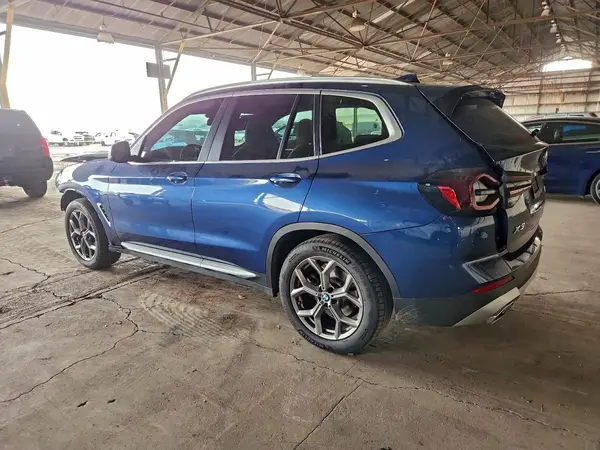 5UX53DP07P9R01946 2023 BMW X3 - Image 2