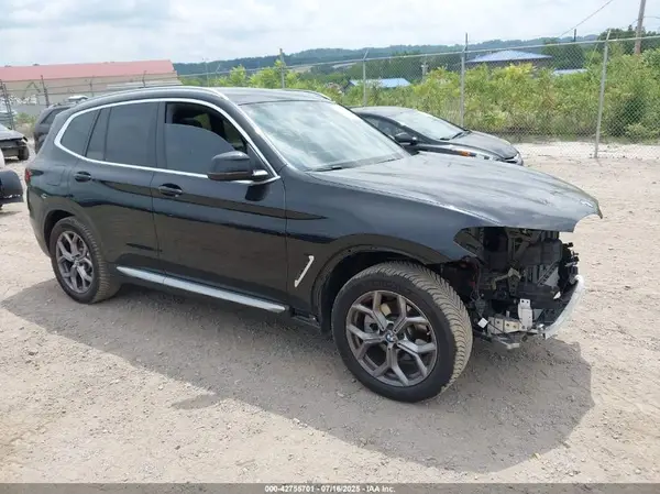 5UX53DP07P9R53819 2023 BMW X3 - Image 1