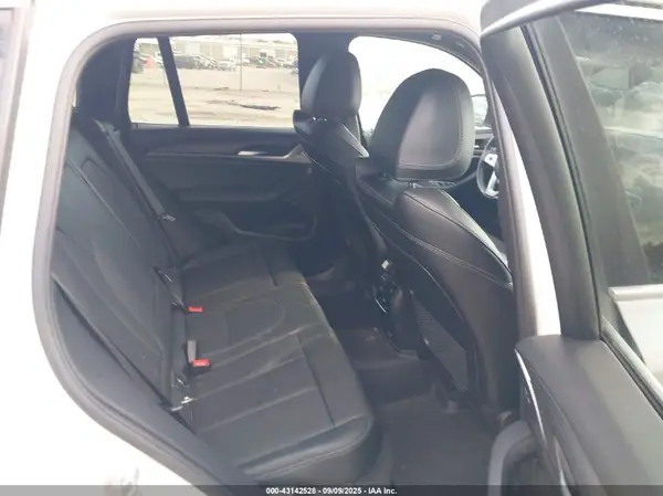 5UX53DP07P9T13626 2023 BMW X3 - Image 8
