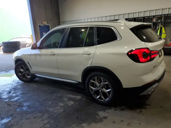 5UX53DP07R9U18475 2024 BMW X3 - Image 2