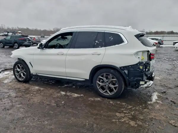 5UX53DP08N9J15344 2022 BMW X3 - Image 2