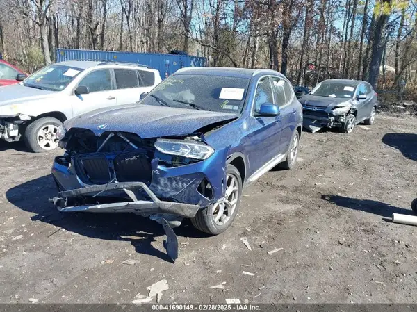 5UX53DP08N9K21325 2022 BMW X3 - Image 2