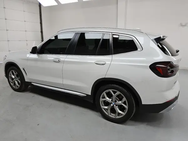 5UX53DP08N9K21423 2022 BMW X3 - Image 2