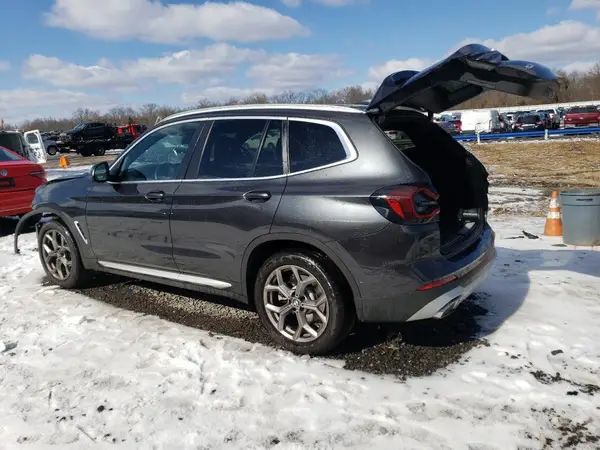 5UX53DP08N9K58729 2022 BMW X3 - Image 2