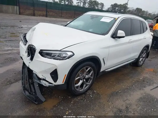 5UX53DP08N9L14605 2022 BMW X3 - Image 2