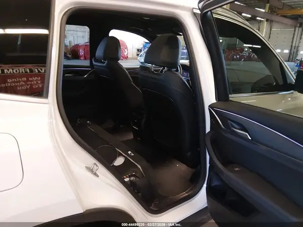 5UX53DP08N9L24079 2022 BMW X3 - Image 8