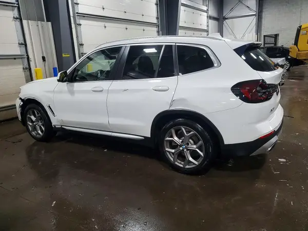 5UX53DP08N9L49757 2022 BMW X3 - Image 2