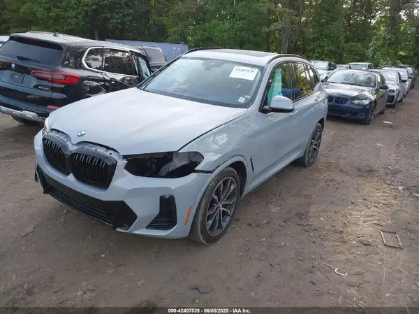 5UX53DP08N9L55946 2022 BMW X3 - Image 2