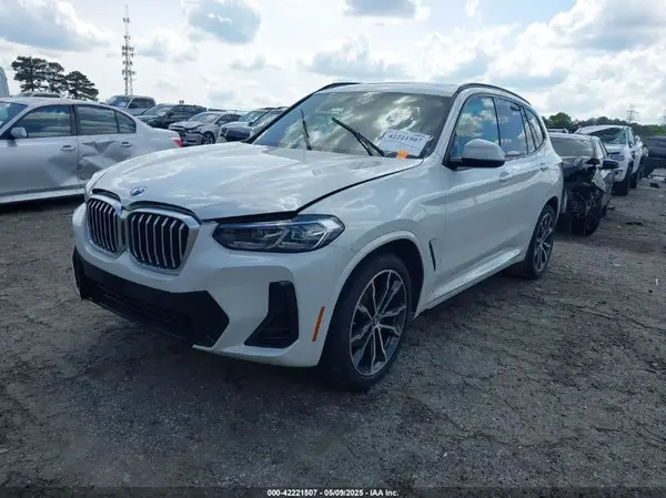 5UX53DP08N9M12047 2022 BMW X3 - Image 2