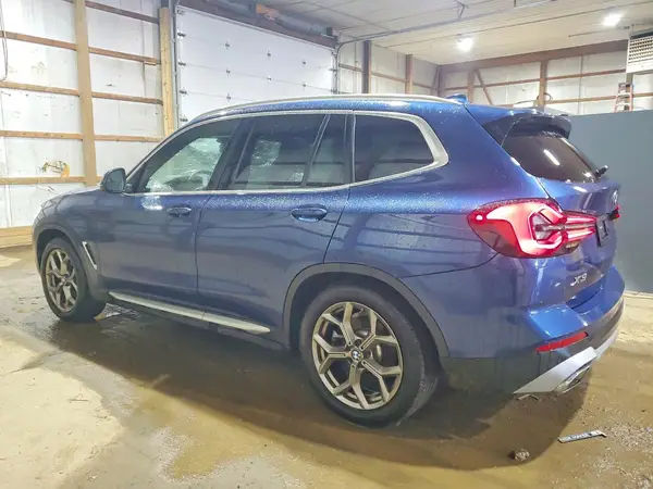 5UX53DP08N9M35425 2022 BMW X3 - Image 2
