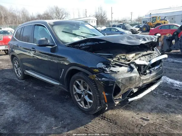 5UX53DP08N9N10625 2022 BMW X3 - Image 1