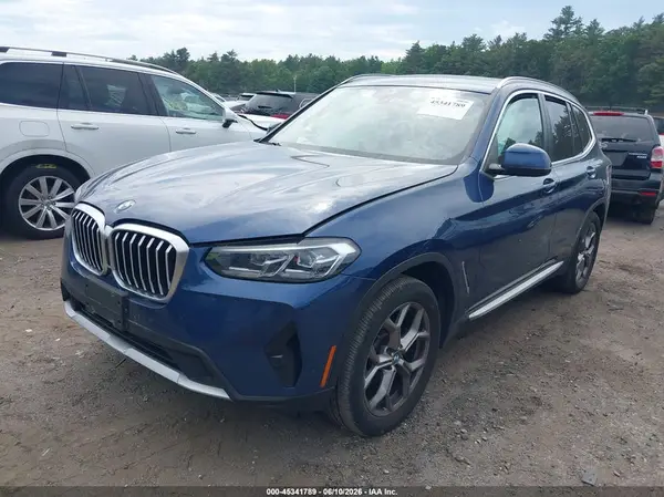 5UX53DP08N9N13556 2022 BMW X3 - Image 2