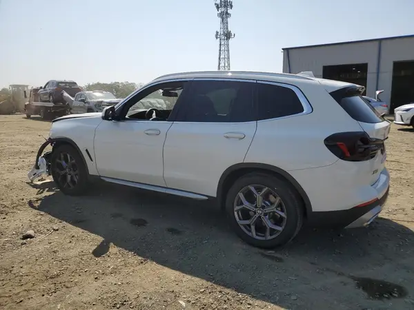 5UX53DP08P9R77241 2023 BMW X3 - Image 2