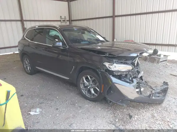5UX53DP08P9T28202 2023 BMW X3 - Image 1